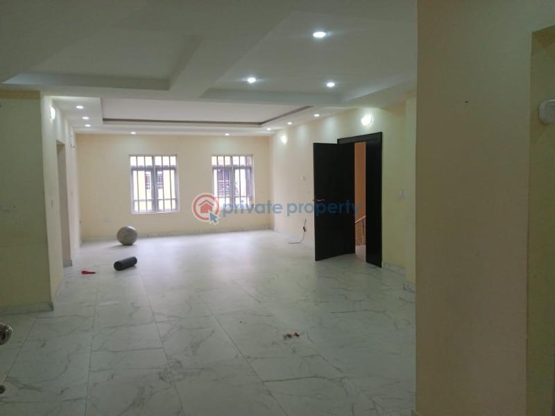 4 bedroom Maisonette For Rent Courtland Estate, Platinum Way Jakande Lekki Lagos - 1