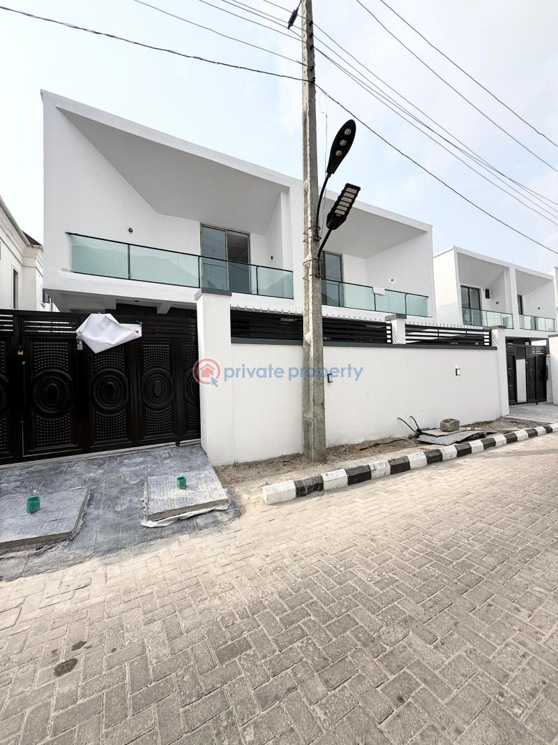 4 bedroom Semi detached Duplex For Sale Chevron Drive Lekki Lagos