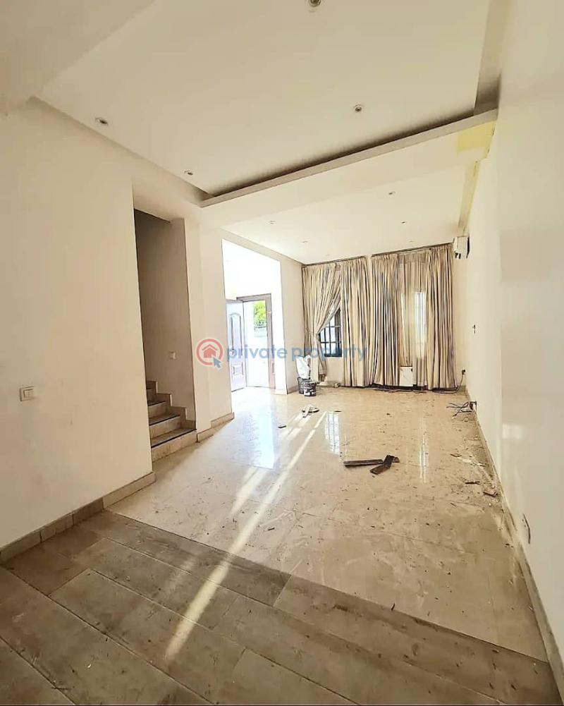 Spacious 4 bedroom semi-detached duplex - 2 4 bedroom Semi detached Duplex For Rent Lekki Right Lekki Phase 1 Lagos - 2
