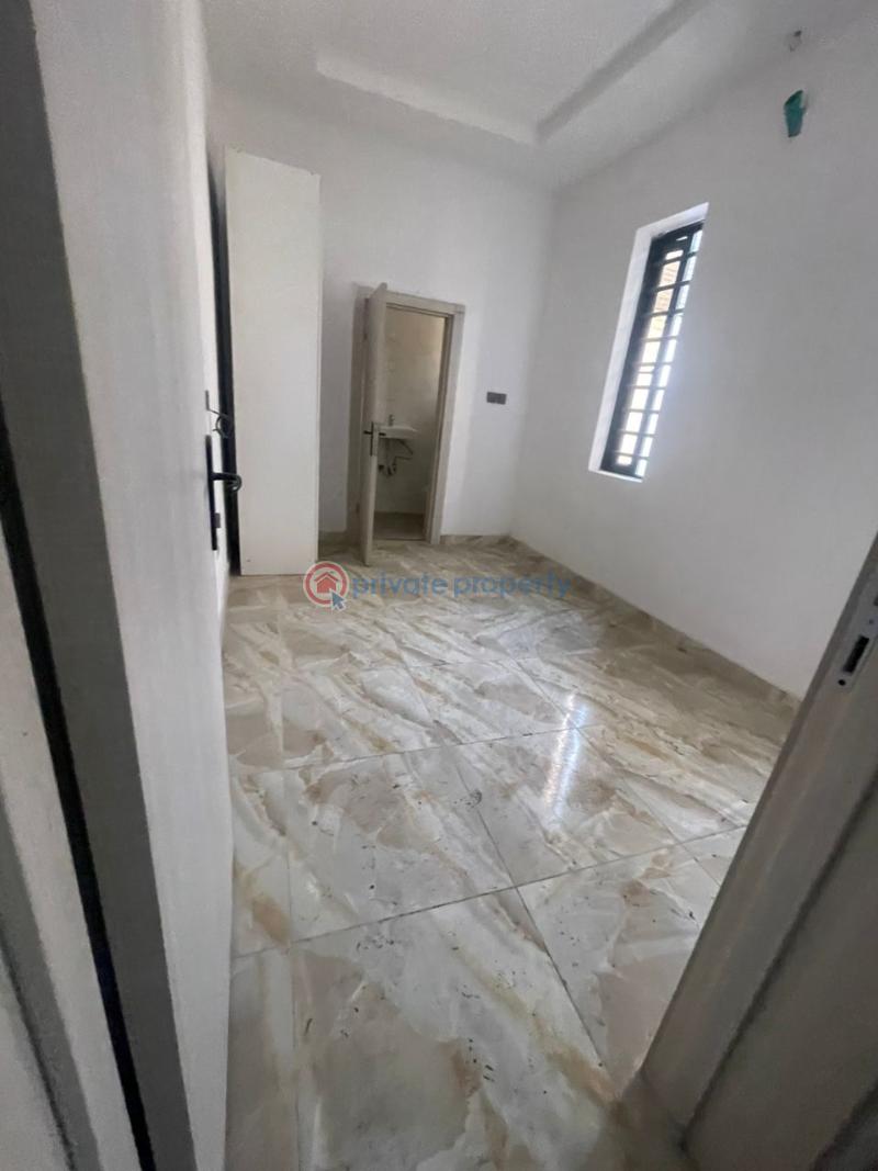 4 bedroom Semi detached Duplex For Sale Harris Drive Victoria Garden City Lekki Lagos - 10