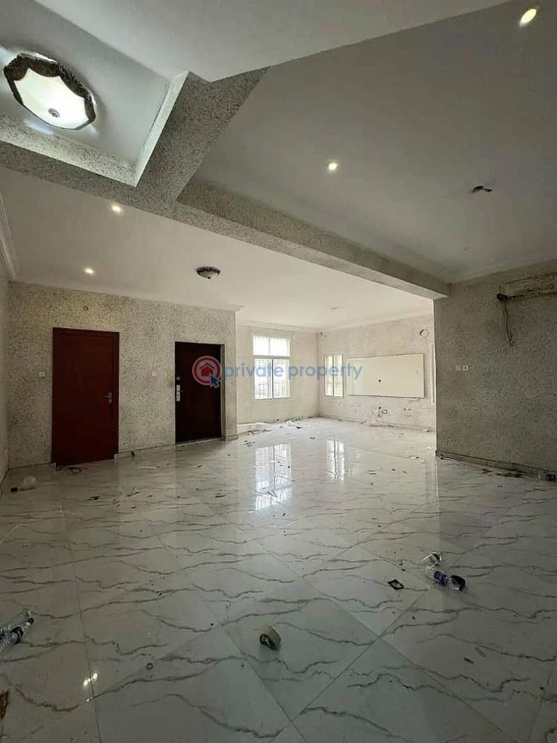 Spacious 4-bedroom semi detached duplex & bq - 6 4 bedroom Semi detached Duplex For Rent Osapa London Lekki Lagos - 6