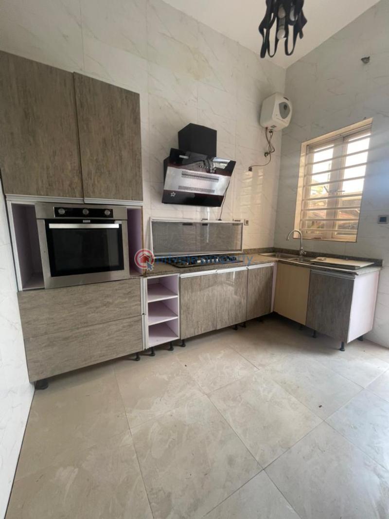 4 bedroom Semi detached Duplex For Rent Chevron Drive Lekki Lagos - 11