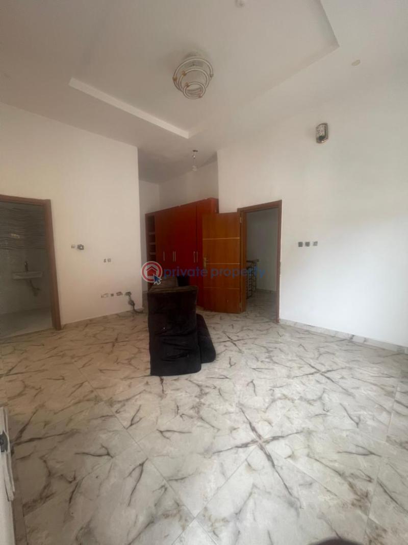 4 bedroom Semi detached Duplex For Rent Chevron Drive Lekki Lagos - 1