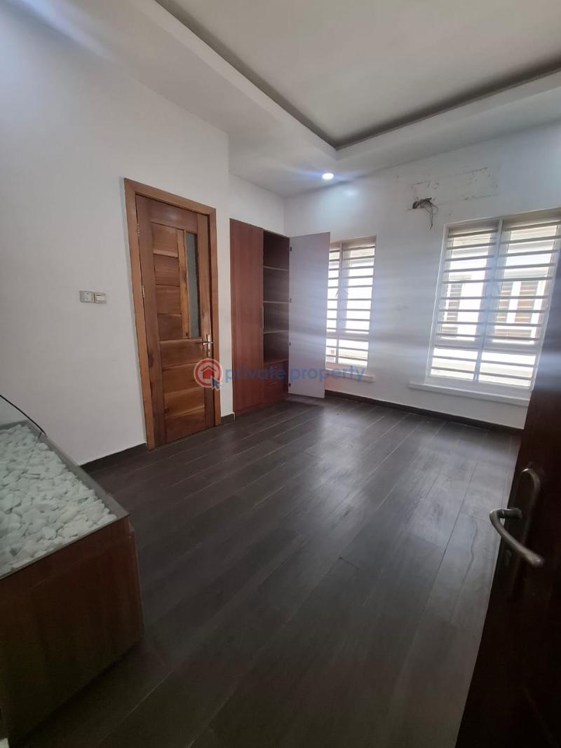 4 bedroom Semi detached Duplex For Sale Osapa Lekki Lagos - 13