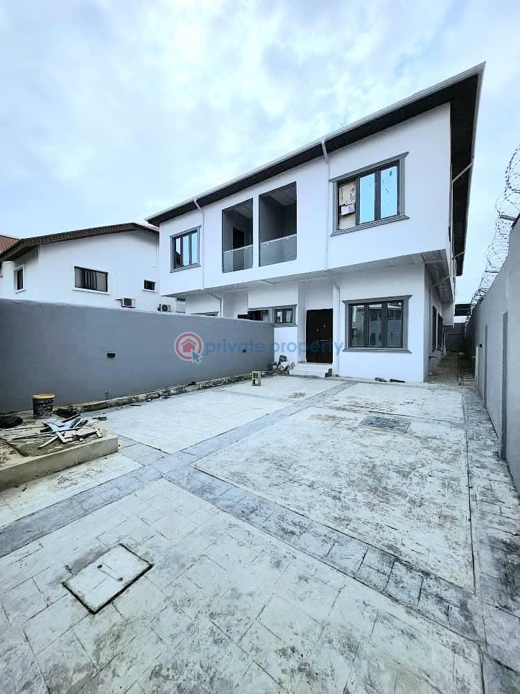 4 bedroom Semi detached Duplex For Rent Lekki Phase 1 Lagos - 0