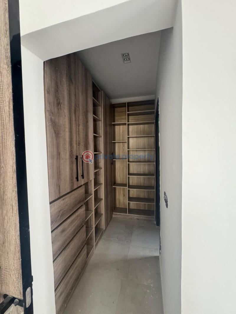 Spacious 4 bedroom semi-detached house with 1 bq - 7 4 bedroom Semi detached Duplex For Sale Victoria Island Lagos - 7