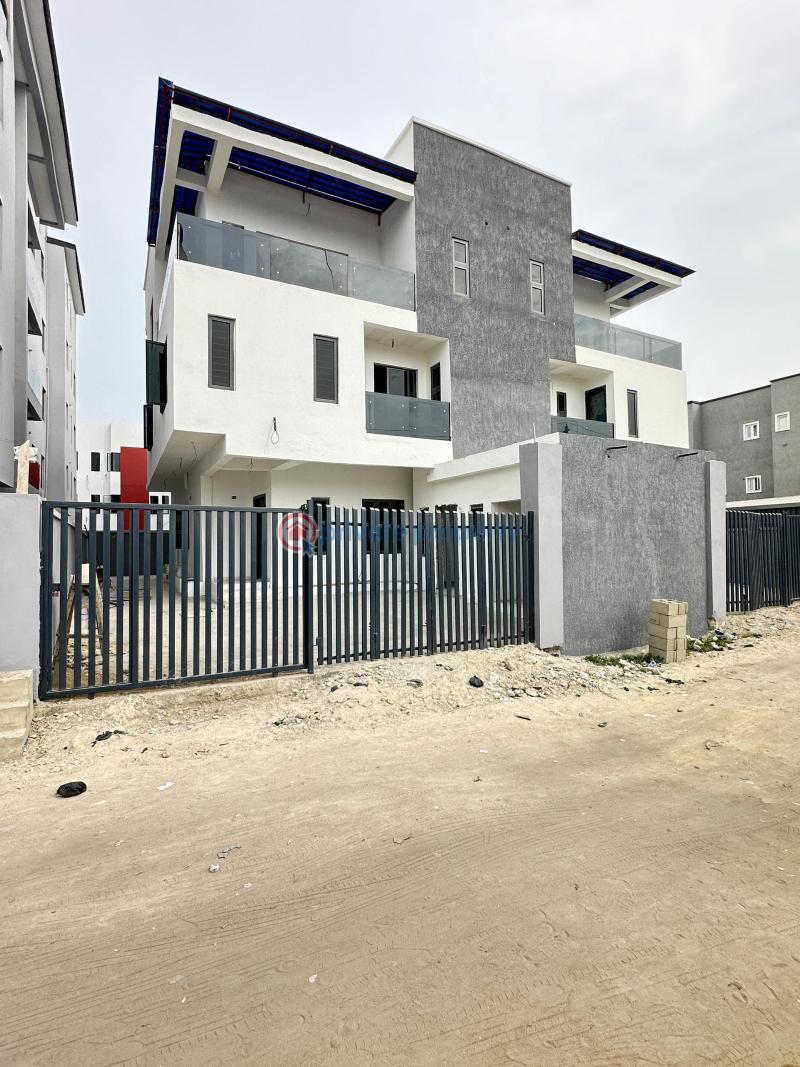 4 bedroom Semi detached Duplex For Sale Freedom Way Lekki Lagos - 9
