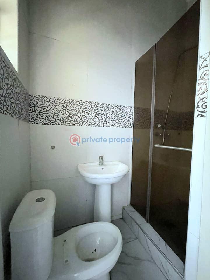 Spacious 4 bedroom semi duplex with bq - 6 4 bedroom Office For Rent Chevron Drive Lekki Lagos - 6