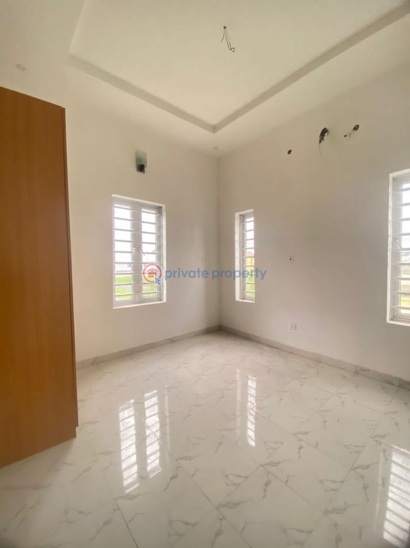 4 bedroom Duplex For Sale Before Jubilee Bridge Ajah Lagos - 7