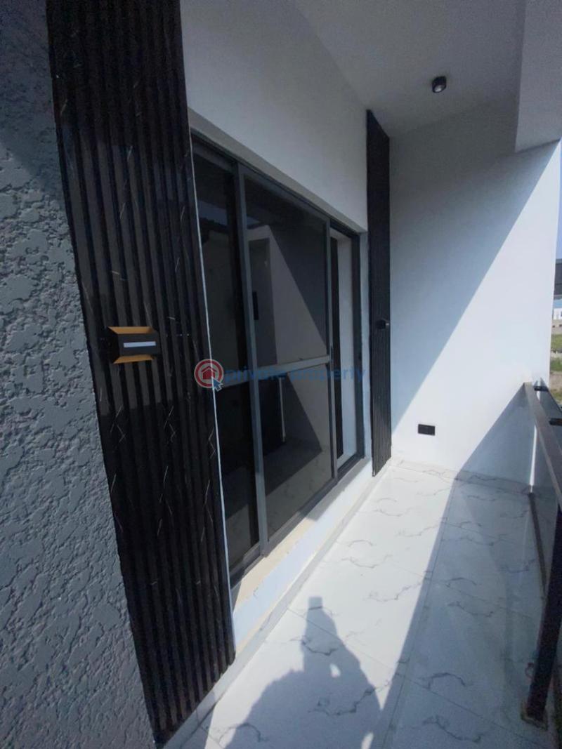 4 bedroom Semi detached Duplex For Sale In An Estate Ikota Lekki Lagos - 19