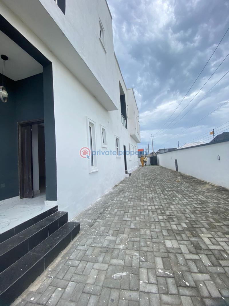 4 bedroom Duplex For Sale Before Jubilee Bridge Ajah Lagos - 2