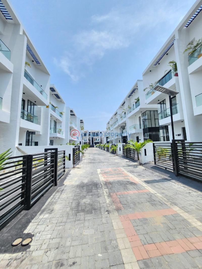 4 bedroom Detached Duplex For Sale Chevron Axis Chevron Drive Lekki Lagos - 1