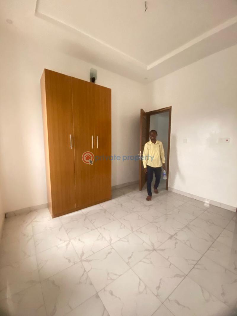 4 bedroom Duplex For Sale Before Jubilee Bridge Ajah Lagos - 12