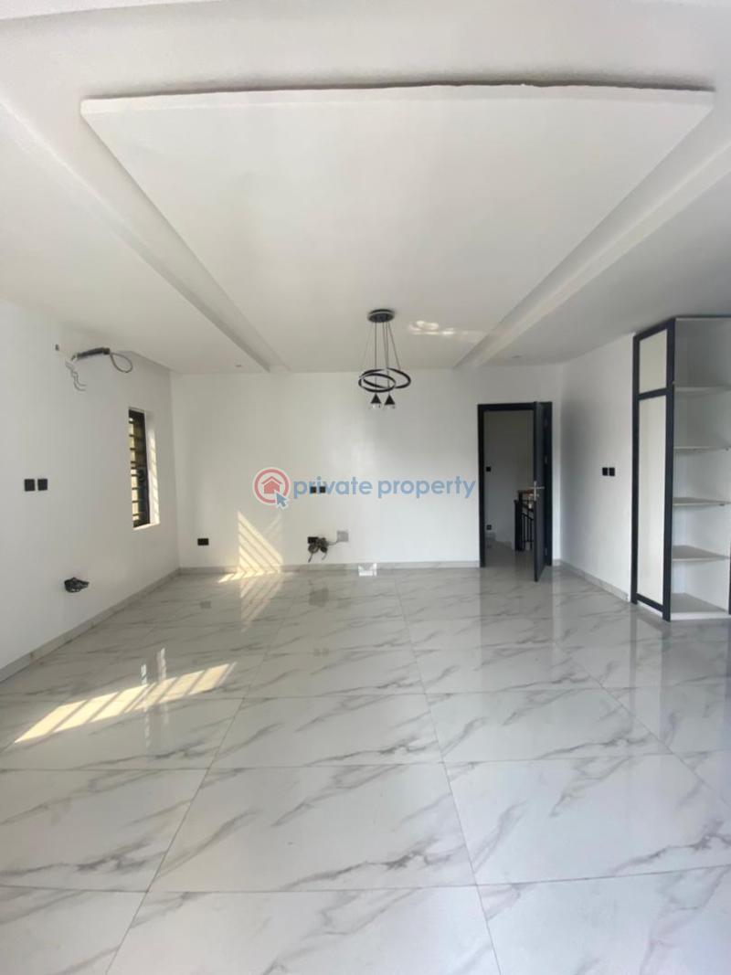 4 bedroom Semi detached Duplex For Sale In An Estate Ikota Lekki Lagos - 17