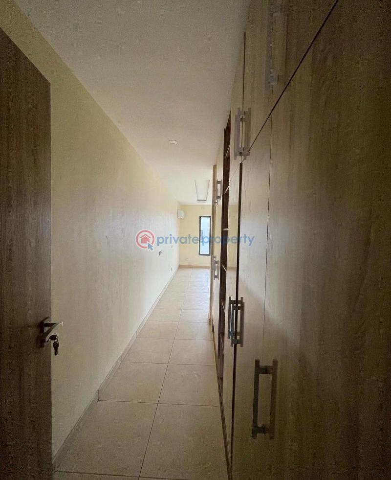 Spacious 4 bedroom serviced apartment with bq, elevator & swimming pool - 8 4 bedroom Block Of Flats For Sale Oniru Estate Close To Ligali Ayorinde Oniru Victoria Island Lagos - 8