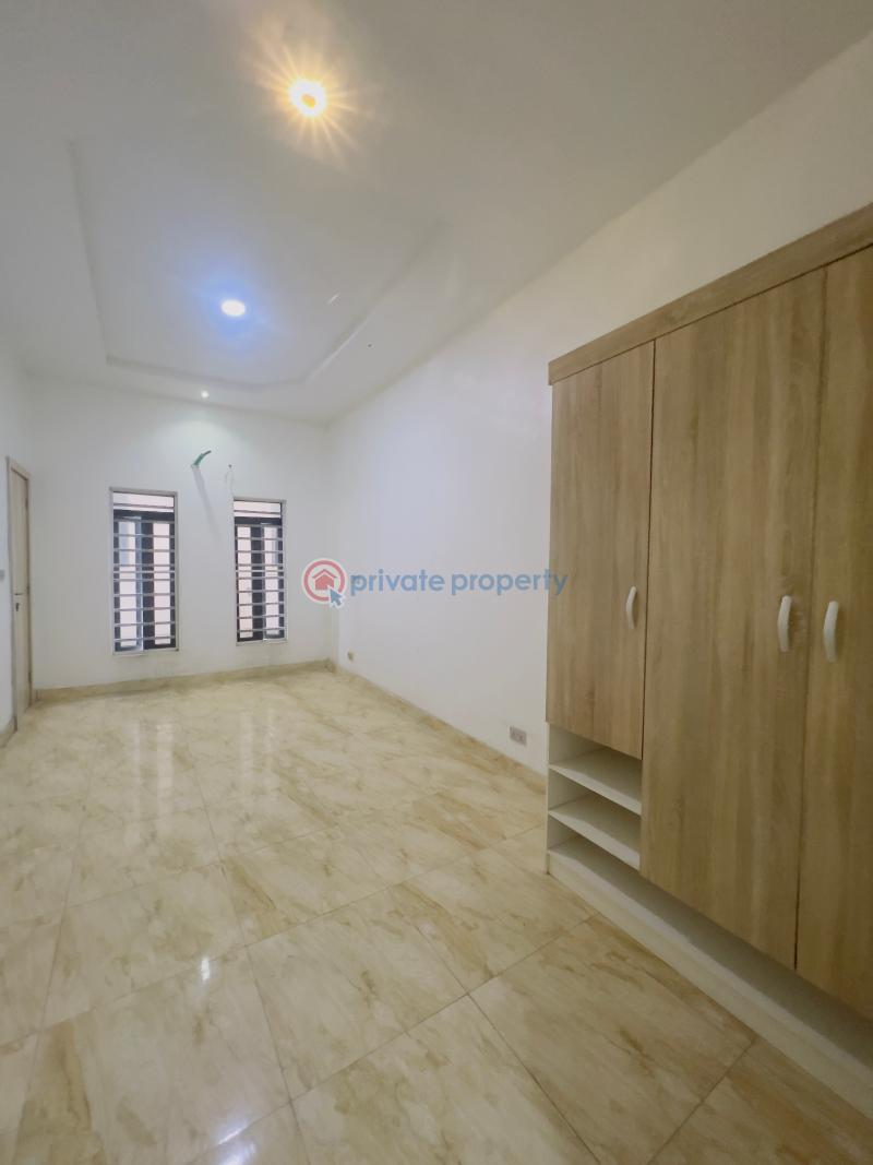 Spacious 4 bedroom (serviced) semi detached  duplex with bq & swimming pool - 24 4 bedroom Semi detached Duplex For Sale Orchid Road Lafiaji Lekki Lagos - 24