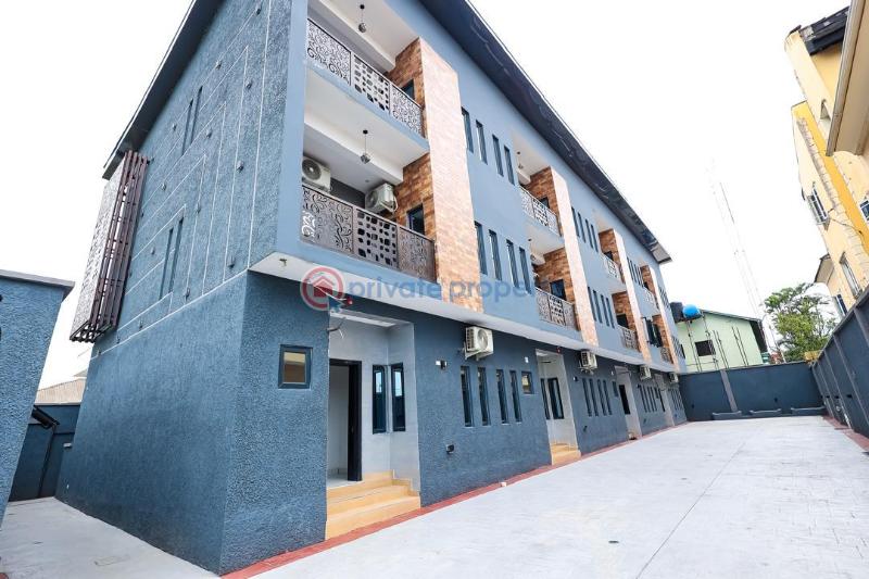 4 bedroom Semi detached Duplex Short let Magodo GRA Phase 2 Kosofe/Ikosi Lagos - 3