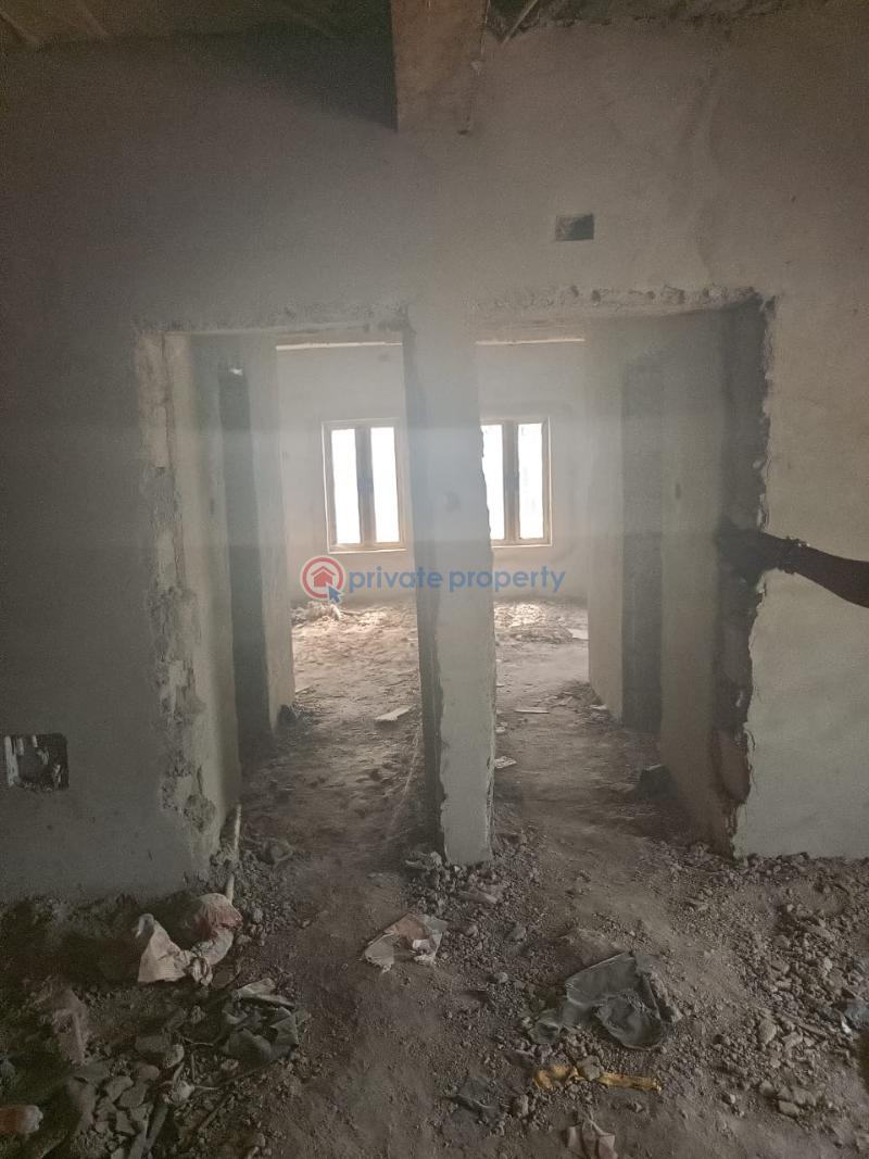 4 bedroom Terrace For Sale Durumi Abuja Phase 2  - 1