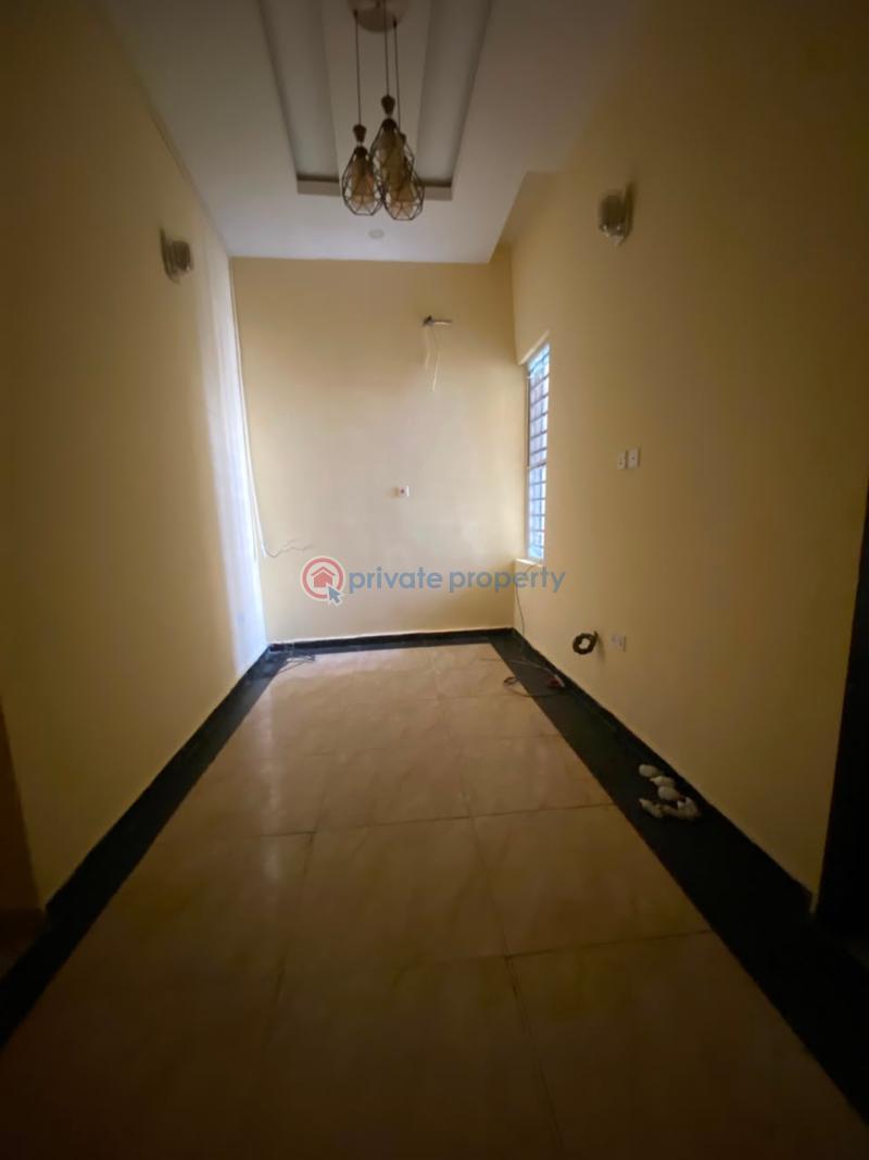 4 bedroom Terraced Duplex For Rent Orchid Road Along Lekki Expressway Lagos - 6