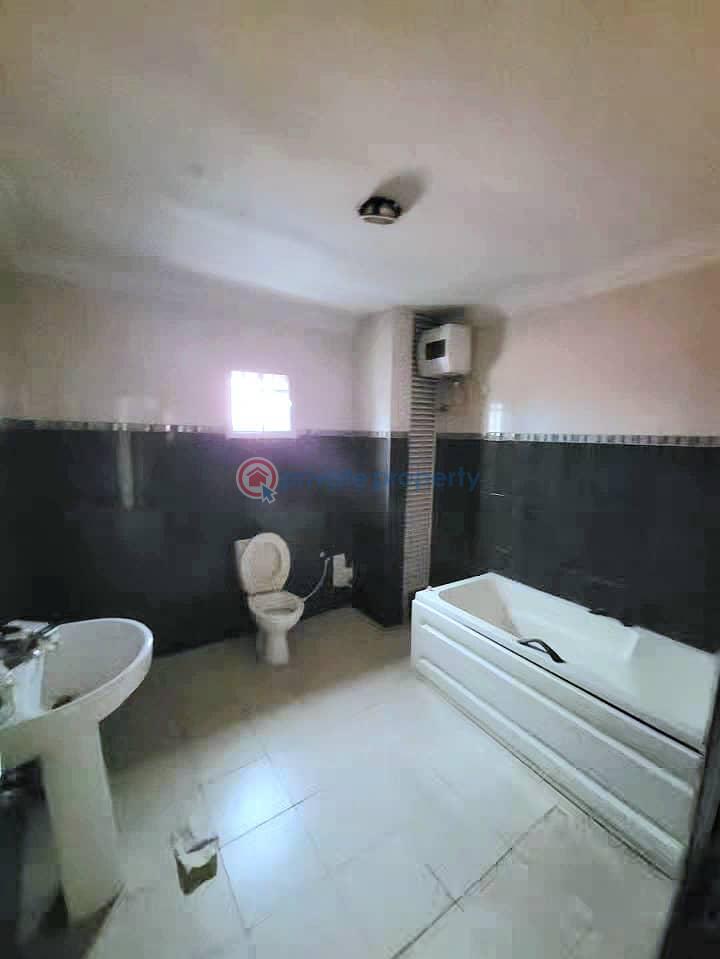 Spacious 4-bedroom terrace duplex - 7 4 bedroom Terraced Duplex For Rent Lekki Phase 1 Lagos - 7