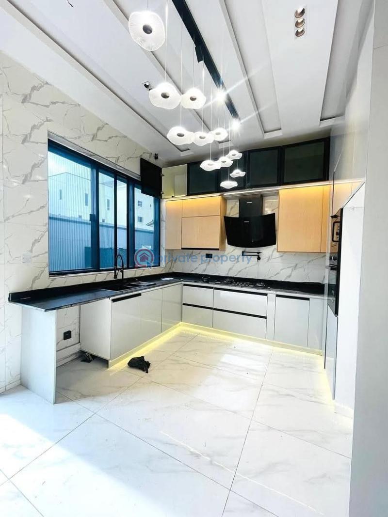 4 bedroom Terraced Duplex For Rent Lekki Phase 1 Lagos - 4