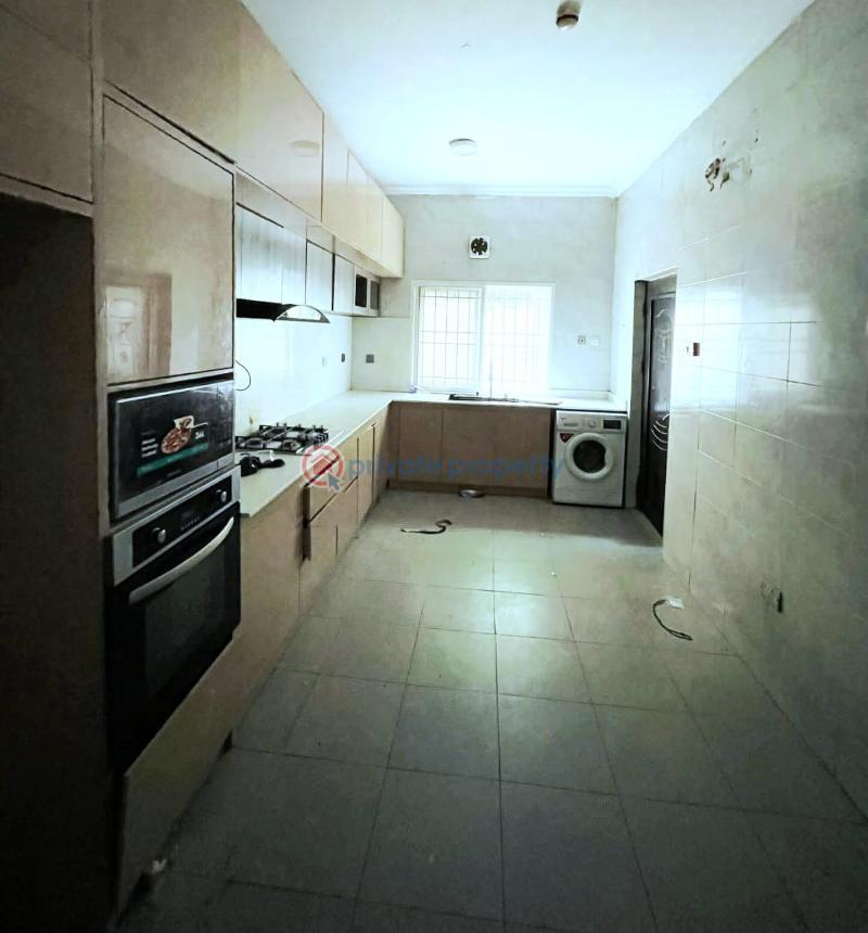 4 bedroom Terraced Duplex For Rent Old Ikoyi Lagos - 18