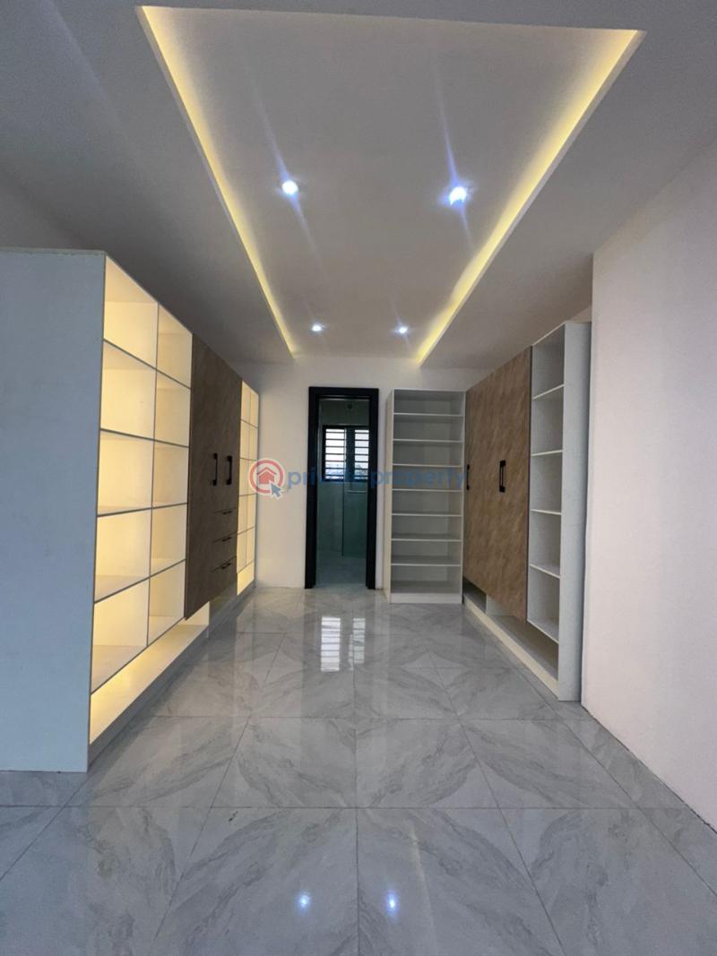 4 bedroom Terraced Duplex For Sale Ologolo Lekki Lagos - 14
