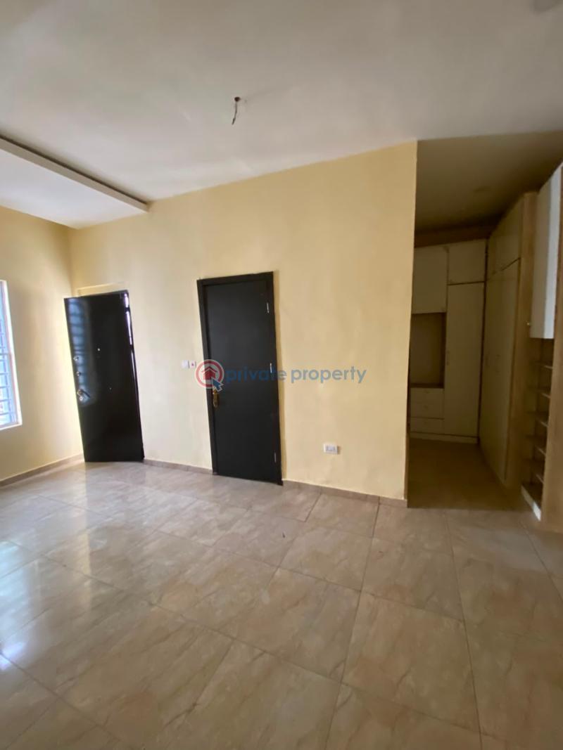 4 bedroom Terraced Duplex For Rent Orchid Road Along Lekki Expressway Lagos - 4