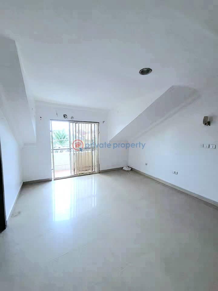 Spacious 4-bedroom terrace duplex - 11 4 bedroom Terraced Duplex For Rent Lekki Phase 1 Lagos - 11