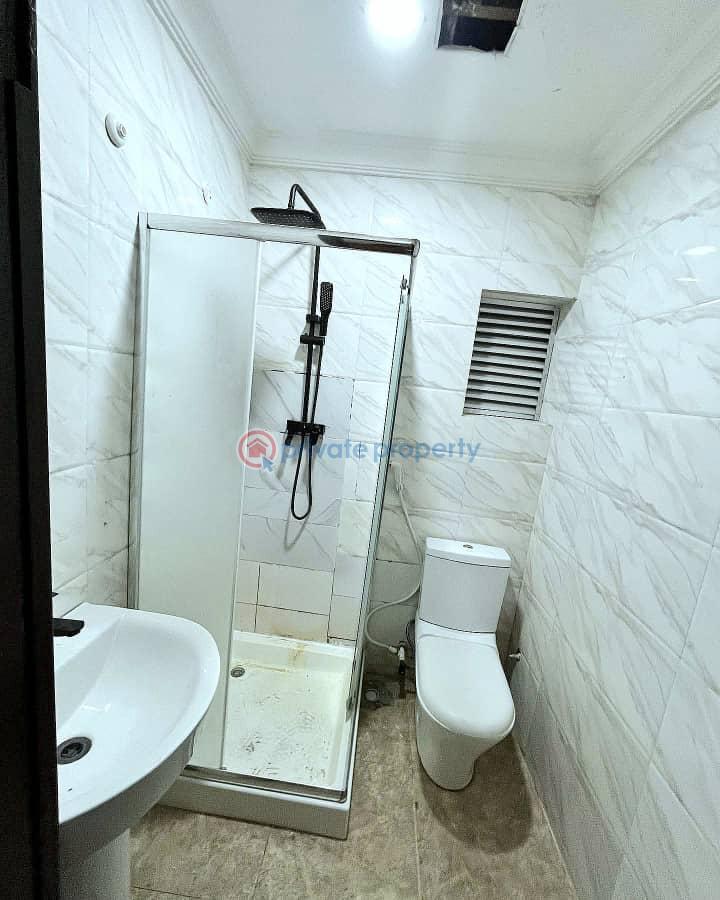 Spacious 4-bedroom terrace duplex - 8 4 bedroom Terraced Duplex For Sale Ikate Elegushi Lekki Lagos - 8
