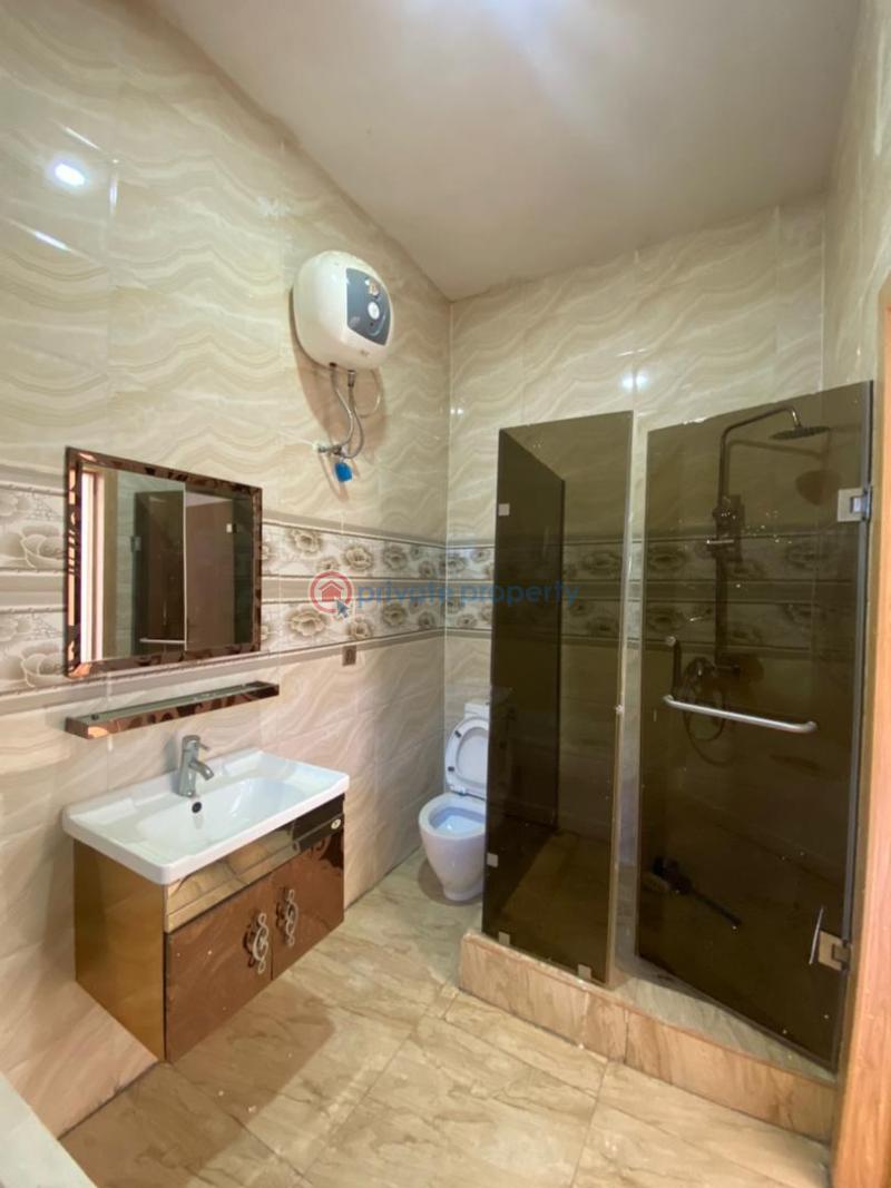 Spacious 4 bedroom terrace duplex - 4 4 bedroom Terraced Duplex For Sale Orchid Road Lekki Lagos - 4