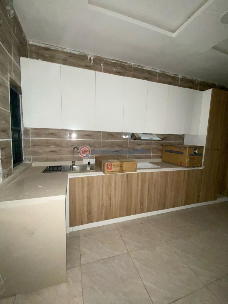 4 bedroom Terraced Duplex For Sale Vgc,lekki Lagos Victoria Garden City Lekki Lagos - 13