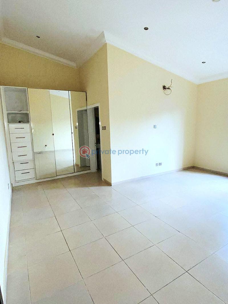 4 bedroom Terraced Duplex For Sale Osapa Lekki Lagos - 11