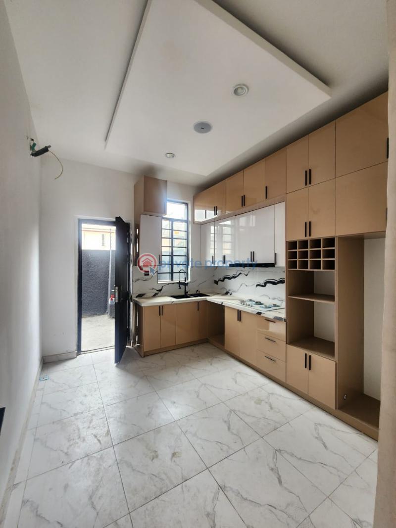 4 bedroom Terraced Duplex For Sale Ikate Lekki Lagos - 3