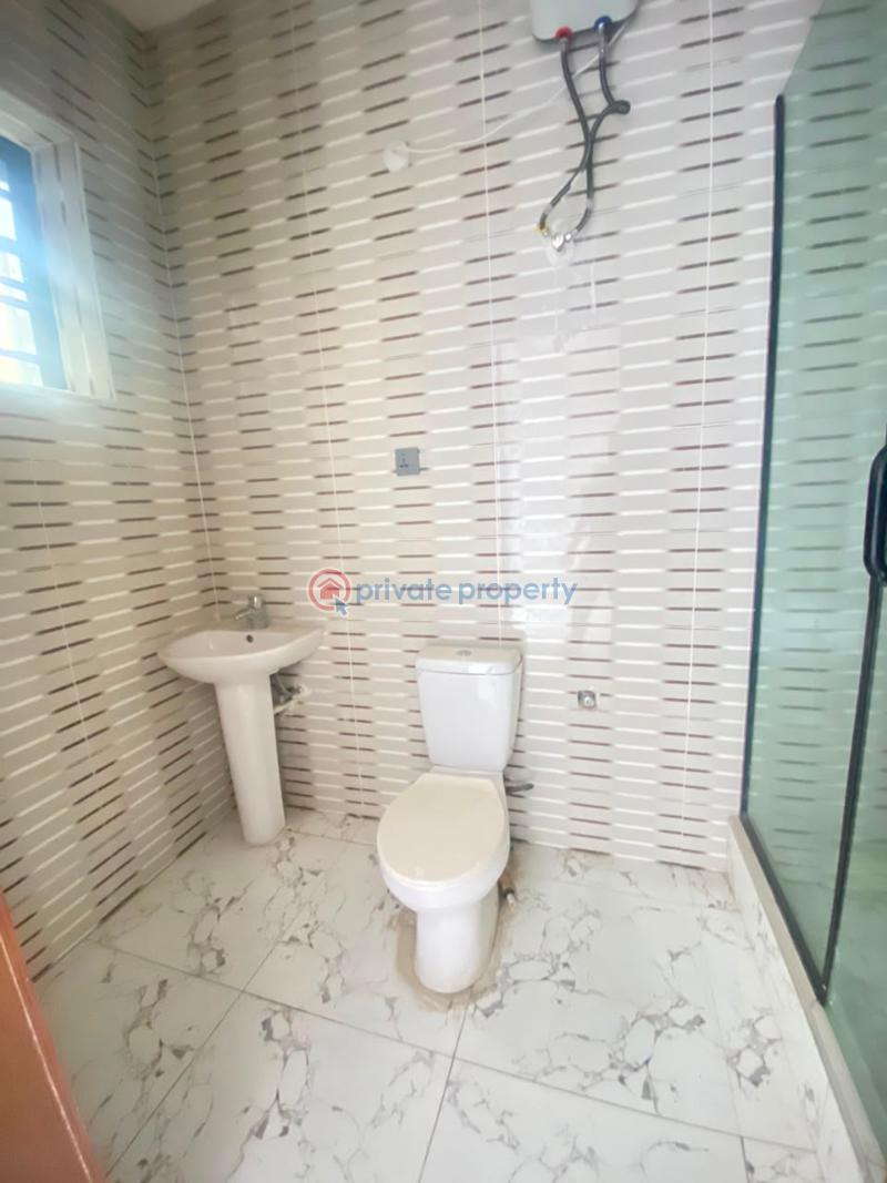 4 bedroom Terraced Duplex For Sale Chevron Drive Lekki Lagos - 18