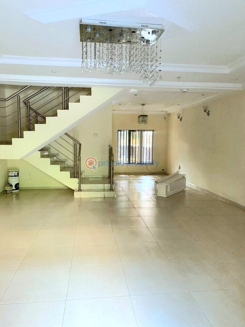 4 bedroom Terraced Duplex For Sale Osapa Lekki Lagos - 12