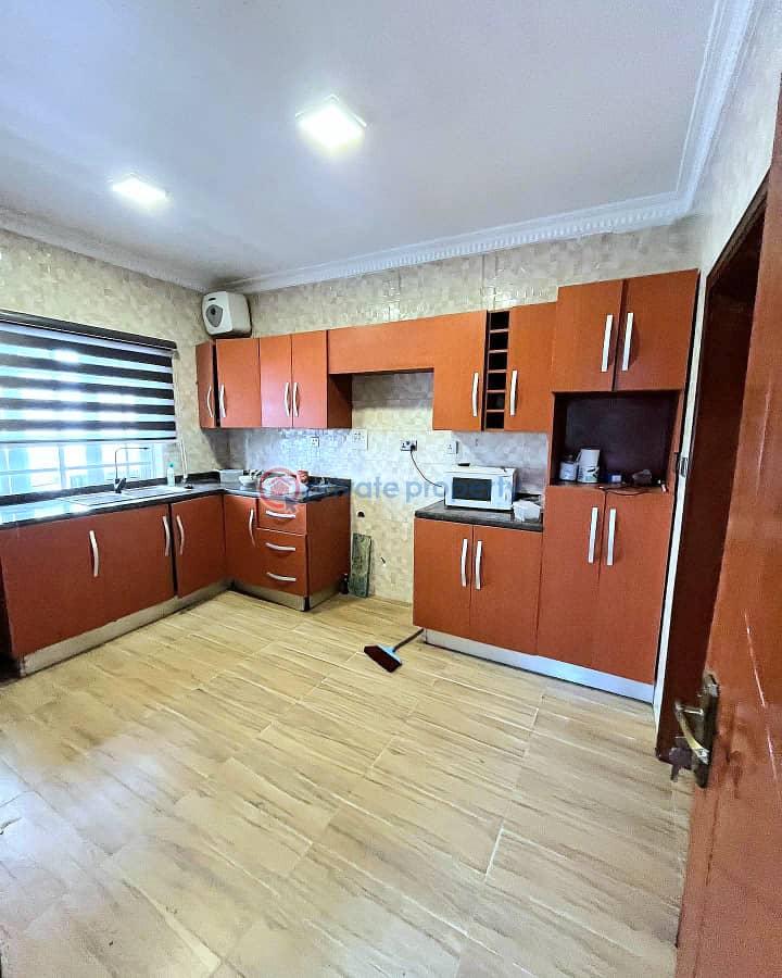 Spacious 4-bedroom terrace duplex - 7 4 bedroom Terraced Duplex For Sale Ikate Elegushi Lekki Lagos - 7