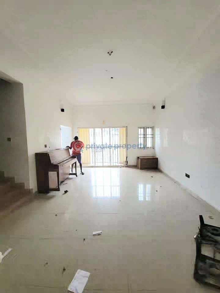 Spacious 4-bedroom terrace duplex - 2 4 bedroom Terraced Duplex For Rent Lekki Phase 1 Lagos - 2