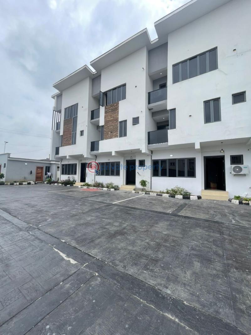 Flat & Apartment For Rent Off Admiralty Way Lekki Phase 1 Lagos - 0