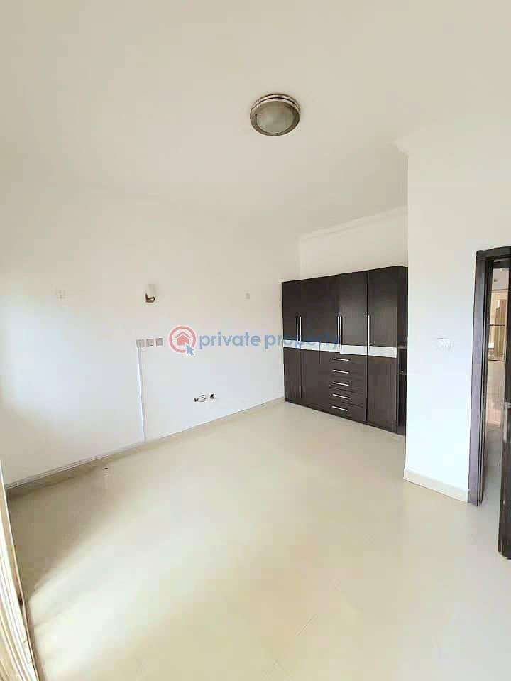 Spacious 4-bedroom terrace duplex - 9 4 bedroom Terraced Duplex For Rent Lekki Phase 1 Lagos - 9