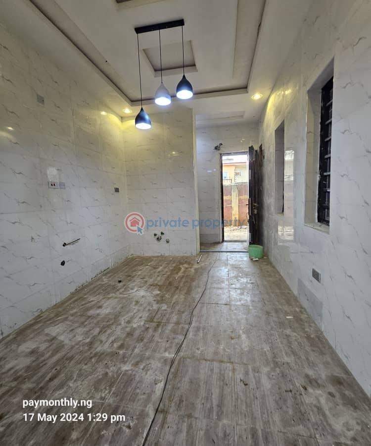 4 bedroom Terraced Duplex For Sale Magodo Kosofe/Ikosi Lagos - 7