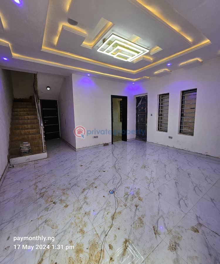 4 bedroom Terraced Duplex For Sale Magodo Kosofe/Ikosi Lagos - 12