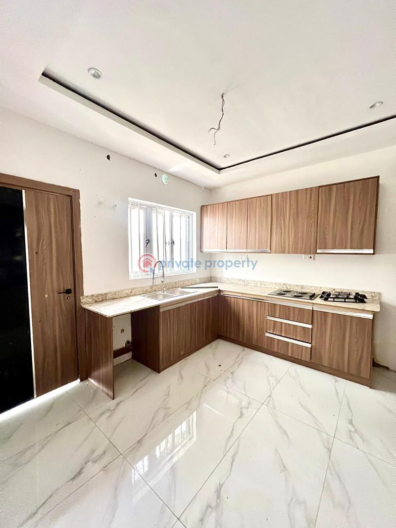 4 bedroom Terraced Duplex For Rent Lekki Phase 1 Lekki Lagos - 3