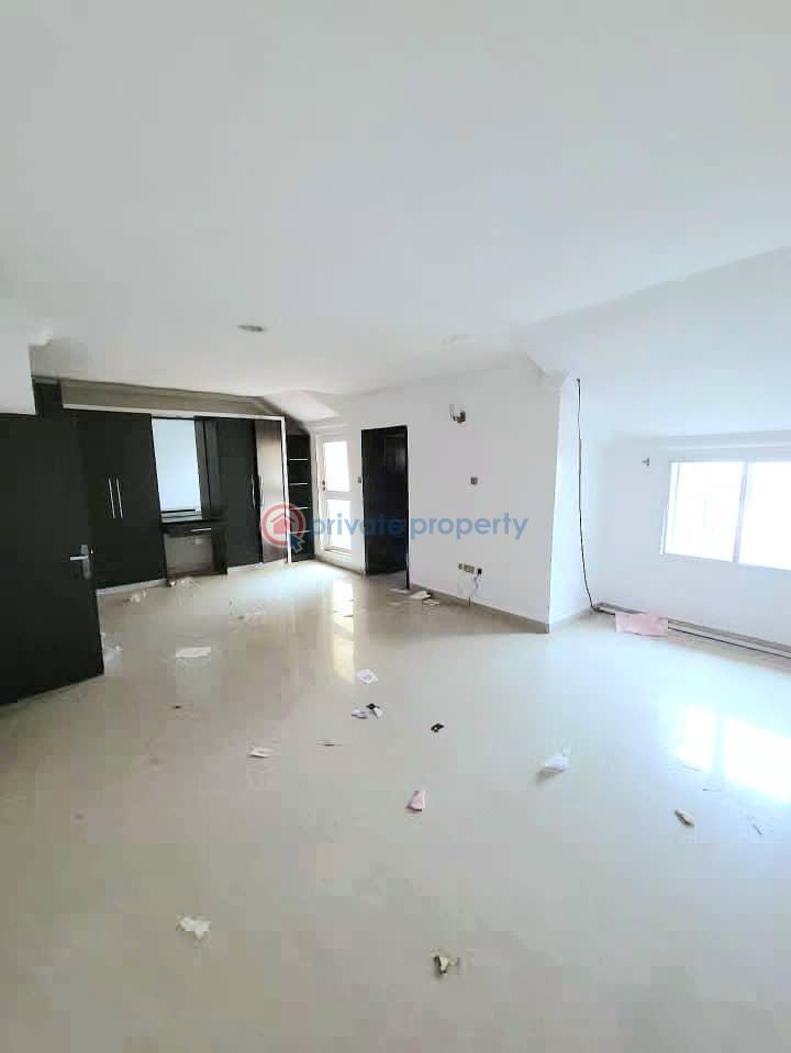 Spacious 4-bedroom terrace duplex - 6 4 bedroom Terraced Duplex For Rent Lekki Phase 1 Lagos - 6