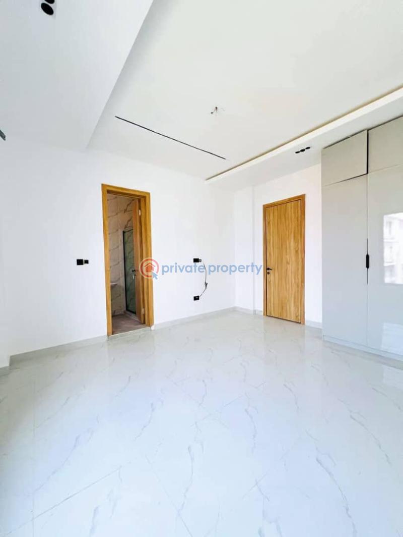 Spacious 4 bedroom terrace duplexes with 2 living area - 4 4 bedroom Terraced Duplex For Sale Lekki Phase 1 Lagos - 4