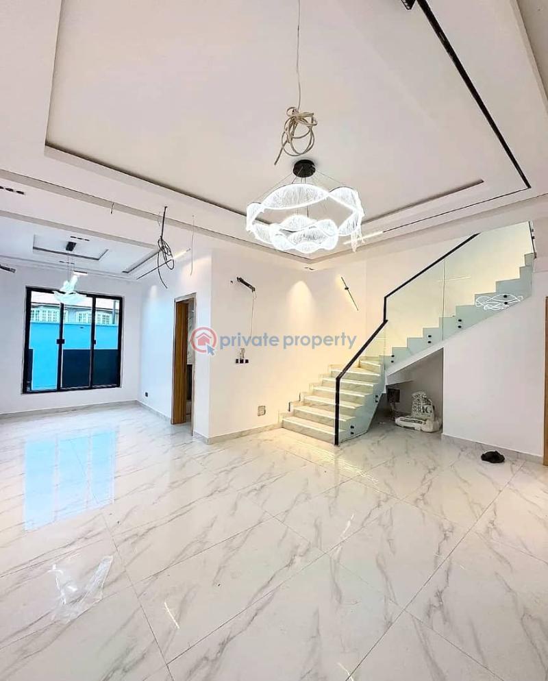 Spacious 4 bedroom terrace duplexes with 2 living area - 1 4 bedroom Terraced Duplex For Sale Lekki Phase 1 Lagos - 1