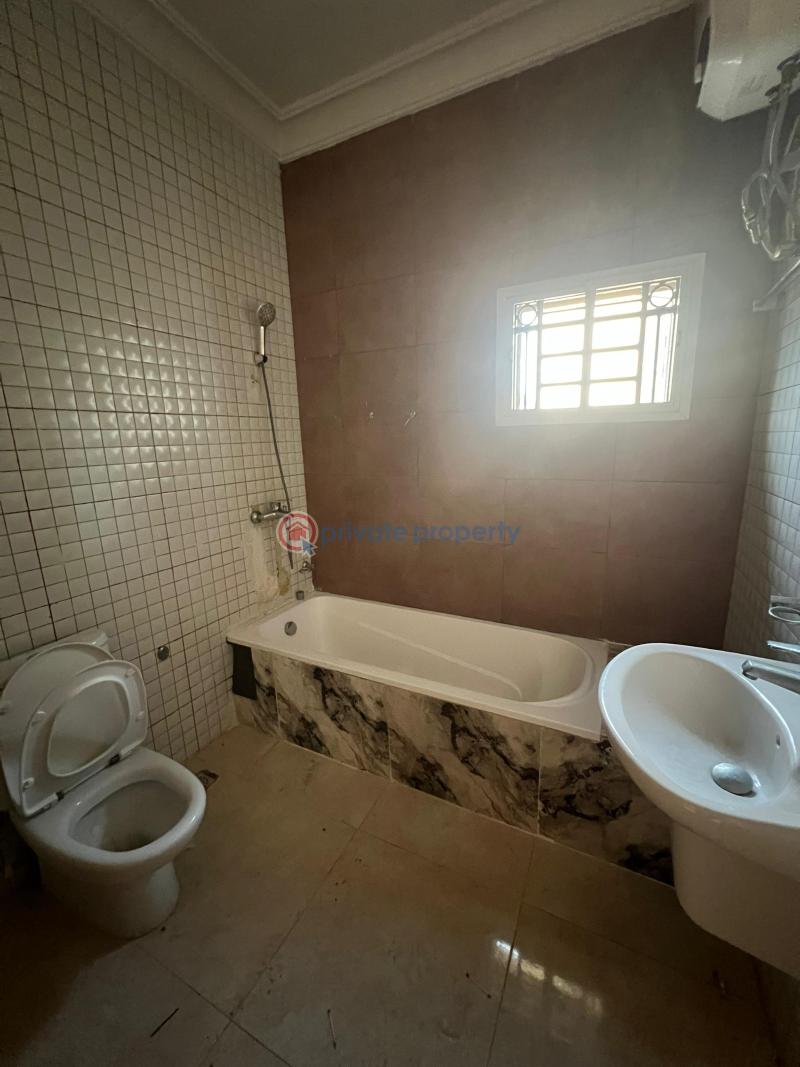 Spacious 4-bedroom terraced duplex - 15 4 bedroom Terraced Duplex For Rent Osapa Lekki Lagos - 15