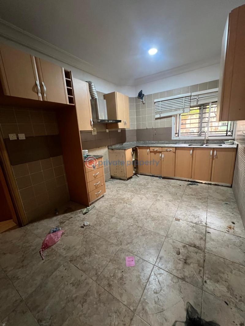 Spacious 4-bedroom terraced duplex - 2 4 bedroom Terraced Duplex For Rent Osapa Lekki Lagos - 2