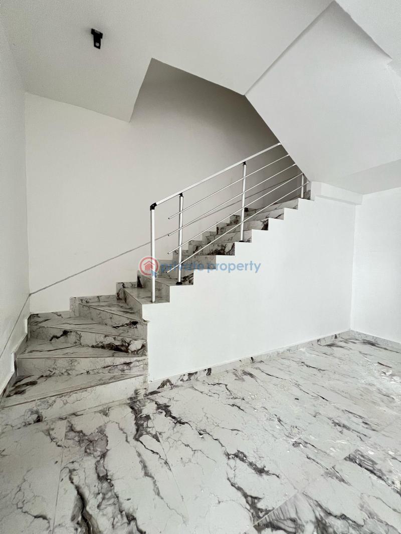 Spacious 4 bedroom terraced duplex with bq in a serene environment - 7 4 bedroom Terraced Duplex For Sale Ikate Lekki Lagos - 7