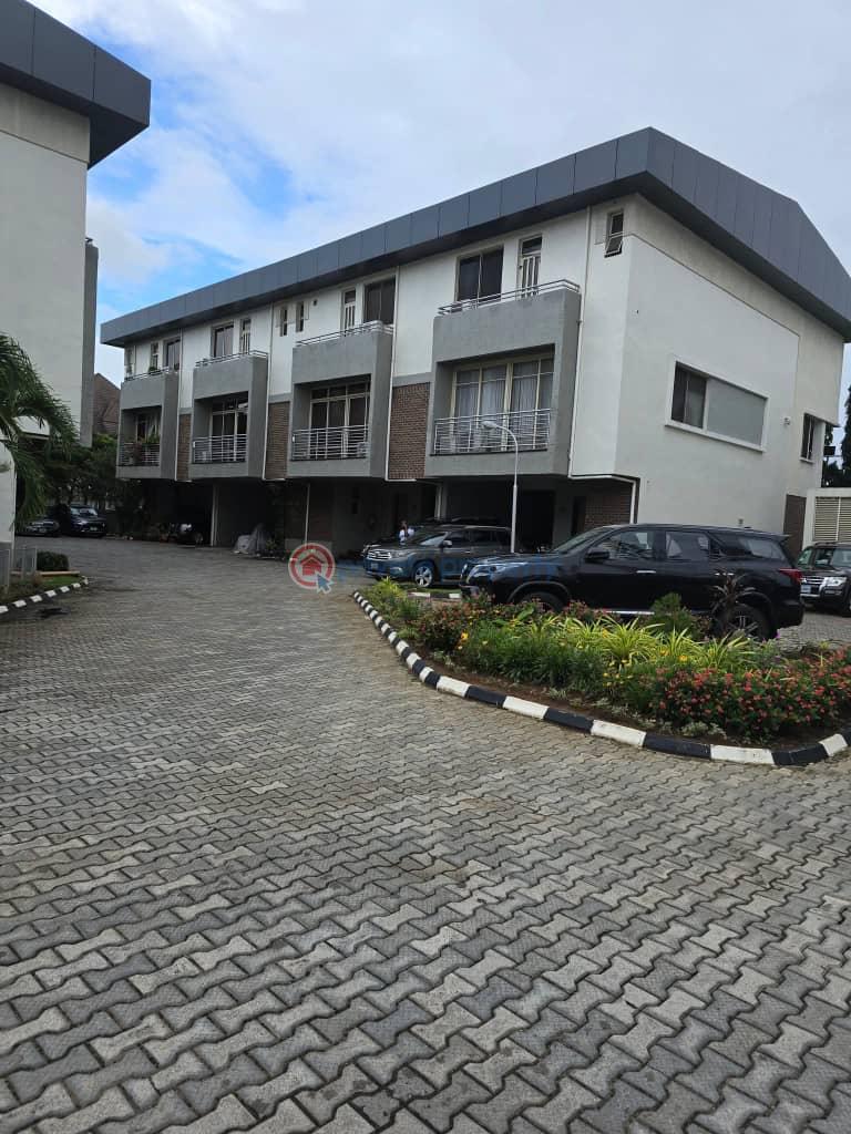 4 bedroom Terraced Duplex For Rent Banana Island Ikoyi Lagos - 0